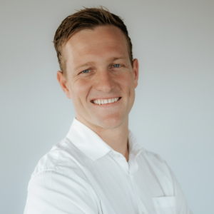 Zinzan Ceronio - Chartered Accountant